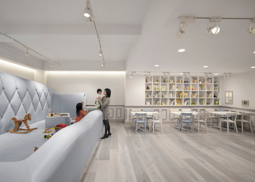 Tokijská kavárna Baby Cafe.
