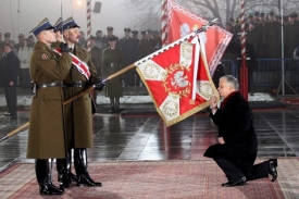 Kaczyński zvolen prezidentem.