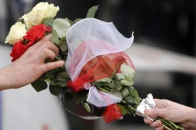 Soustrast Polsku vyjádřila celá česká politická scéna.