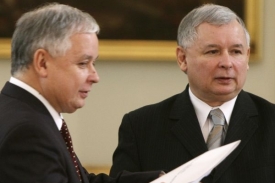 V letadle měl původně sedět i bratr zesnul&eacute;ho prezidenta Jaroslaw.