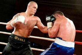 Ondřej P&aacute;la (vlevo).