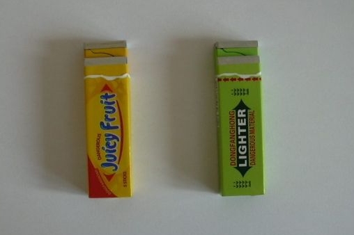 Žvýkačky, nebo zapalovač? Žvýkačky, nebo zapalovač?
