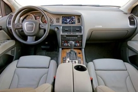 Luxusní interiér Audi Q7.