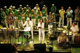Tam Tam Orchestra i Batucada se na jednom podiu objevují zřídka.