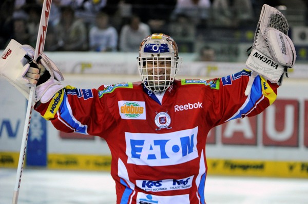 Dominik Hašek si play-off užívá.