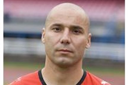 Marek Smola ještě v dresu Viktorie Plzeň. Marek Smola ještě v dresu Viktorie Plzeň.