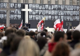Tryzna ve Var&scaron;avě.