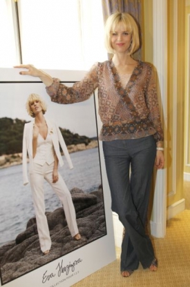 Eva Herzigová navrhla kolekci pro značku 1-2-3 Paris.