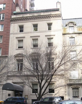 New York Society Library funguje dodnes.