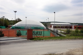 Tenis na východě Čech v posledních letech trpěl mocenskými spory.