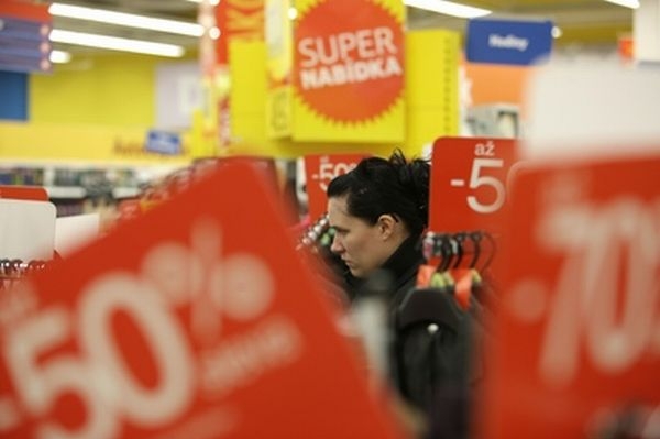 Pro Čechy je při nákupech stále nejdůležitější cena. Pro Čechy je při nákupech stále nejdůležitější cena.