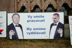 My, lidé, kašleme na mystifikační billboardy. Jsou to vyhozené peníze.