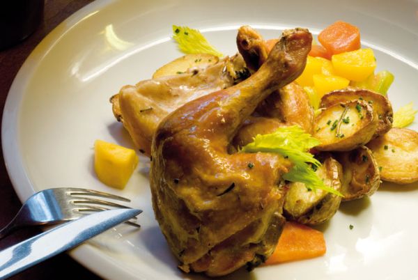 Pečené kuře podle šéfa restaurace Kuře v hodinkách.