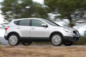 Qashqai patří mezi crossovery.