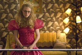 Amanda Seyfriedová v Bacha, kouše!