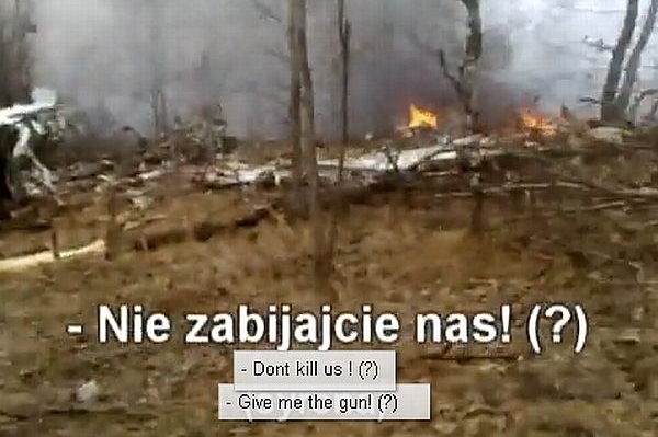 Konspirační video z YouTube o pádu prezidentského letounu.