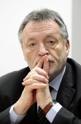 Peter Duhan.