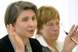Ministryně životního prostředí Rut Bízková. Ministryně životního prostředí Rut Bízková.