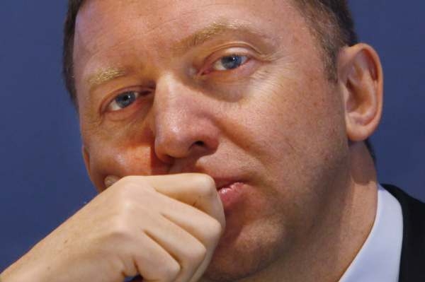 Ruský miliardář Oleg Děripaska se s Kellnerem přetahuje o Ingosstrach.