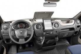 Interi&eacute;r nov&eacute;ho Renaultu Master.