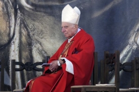 Kardinál Tomáš Špidlík na archivním snímku.
