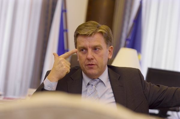 Miloslav Vlček k dnešnímu dni končí ve sněmovně.