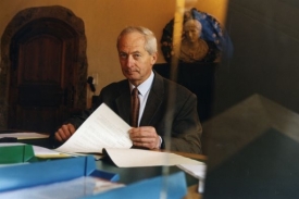 Hans Adam II. se na Pražském hradě setká prezidentem Klausem.