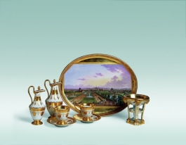 Přátelská porcelánová souprava s pohledem na Vídeň od Belvederu.