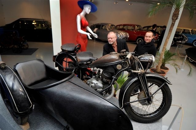 Jawa ČZ 350 z roku 1939 z nové Veteran Areny. Jawa ČZ 350 z roku 1939 z nové Veteran Areny.