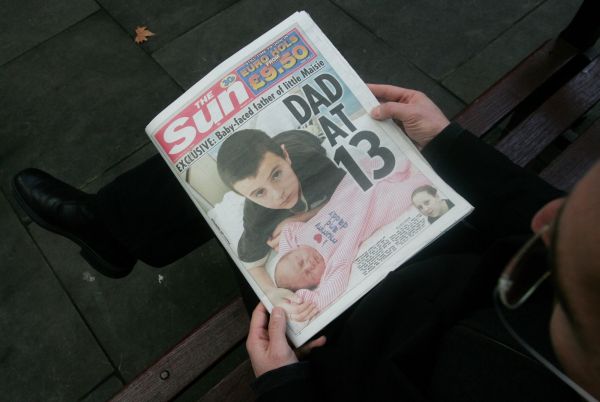 3D iluze dodá britskému bulvárnímu deníku chybějící &quot;hloubku&quot;.
