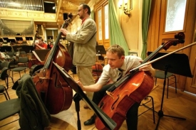 Filharmonici zrušili svůj koncert pro abonenty.