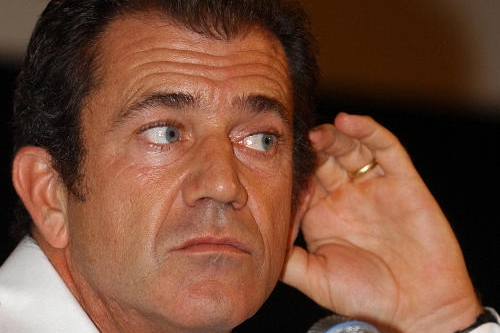 Herec, režisér a producent žijící v USA Mel Gibson. 