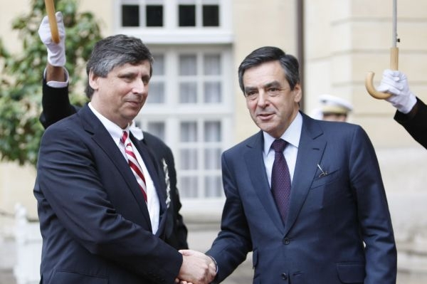 Jan Fischer a jeho francouzský protějšek François Fillon.