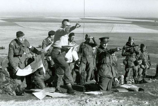 NATO demonstruje roku 1958 svůj obranný charakter.