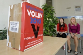 U studentů vítězí TOP 09, ČSSD propadla.
