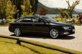 Škoda Superb.