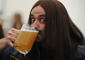 Ozzák pivo rád. Martin Dejdar.