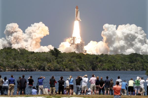 Raketoplán Atlantis odstartoval ke svému poslednímu letu do kosmu.