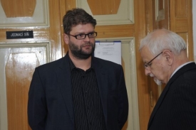 Za stažení svědectví proti Řebíčkovi někdo nabízel sedm milionů.