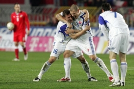 Budou mít fotbalisté z nové hymny radost?