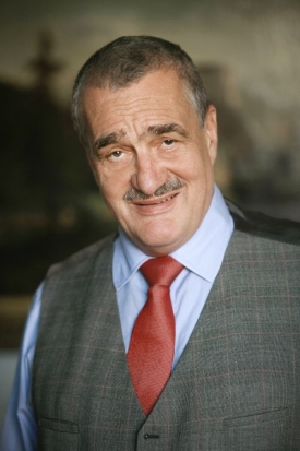 Předseda TOP 09 Karel Schwarzenberg.
