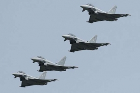 Němci by rádi dodali Řekům Eurofightery - kdysi přerušený deal.