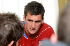 Martin Fenin by měl nastoupit v základní sestavě.