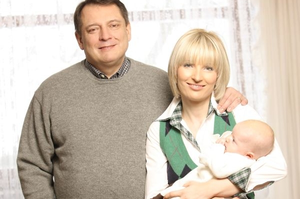 Jiří Paroubek kazí své ženě radost brzským vstáváním.