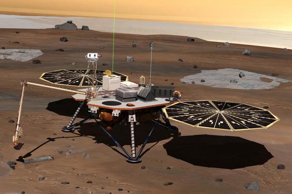 Phoenix svůj úkol splnil už dávno, NASA však stále doufala v zázrak.