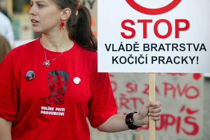 Akce se zúčastnili hlavně mladí, vznikla na Facebooku.