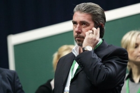 Třinecké železárny ovláda miliardář Tomáš Chrenek.