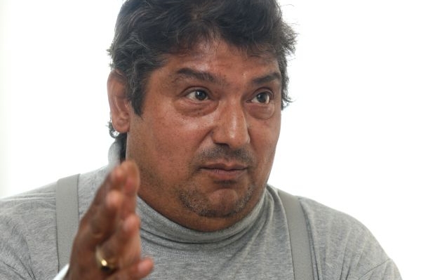 Romský aktivista František Kolář žaluje hradeckého zastupitele.