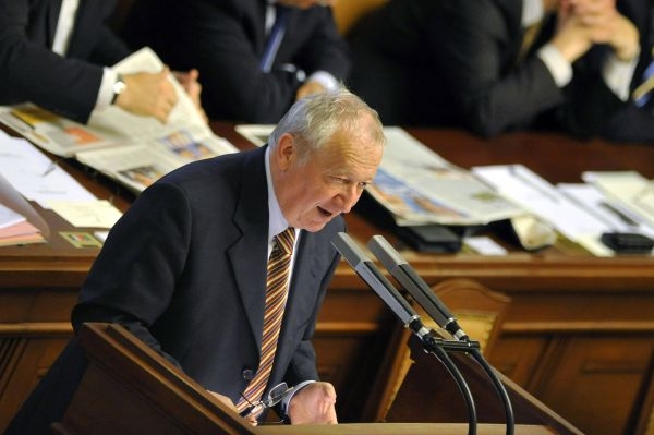 Kvůli povodním chce vláda vydat dluhopisy za tři miliardy.