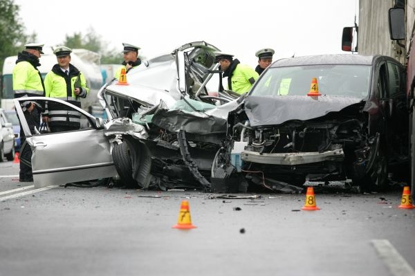 Letos by měl počet mrtvých na silnicích oproti loňsku výrazně klesnout